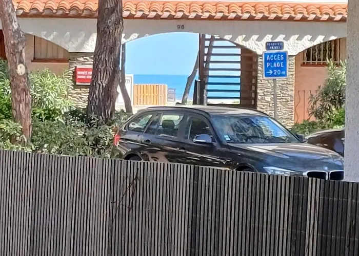 Petit Paradis A 50 Metres アルジェレス・シュル・メール